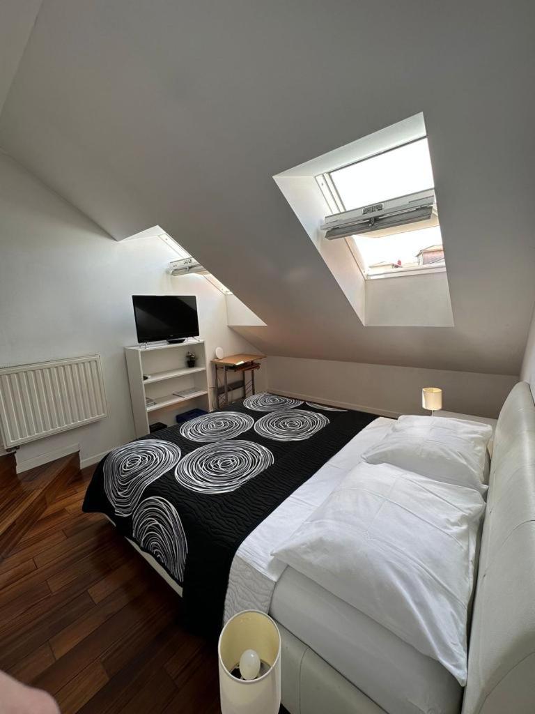 Jacuzzi Apartment - Center 萨格勒布 外观 照片