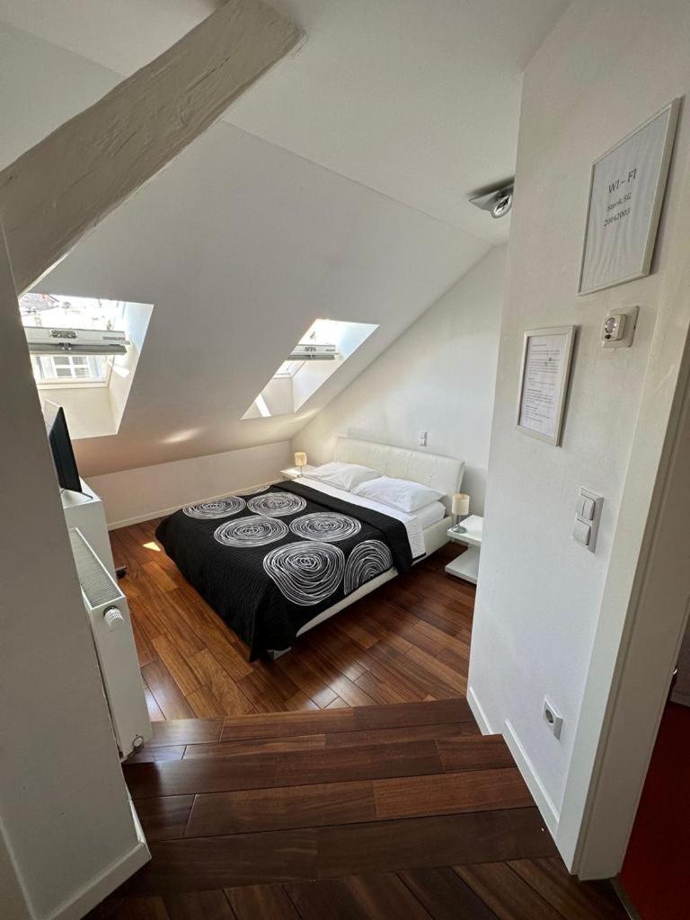 Jacuzzi Apartment - Center 萨格勒布 外观 照片